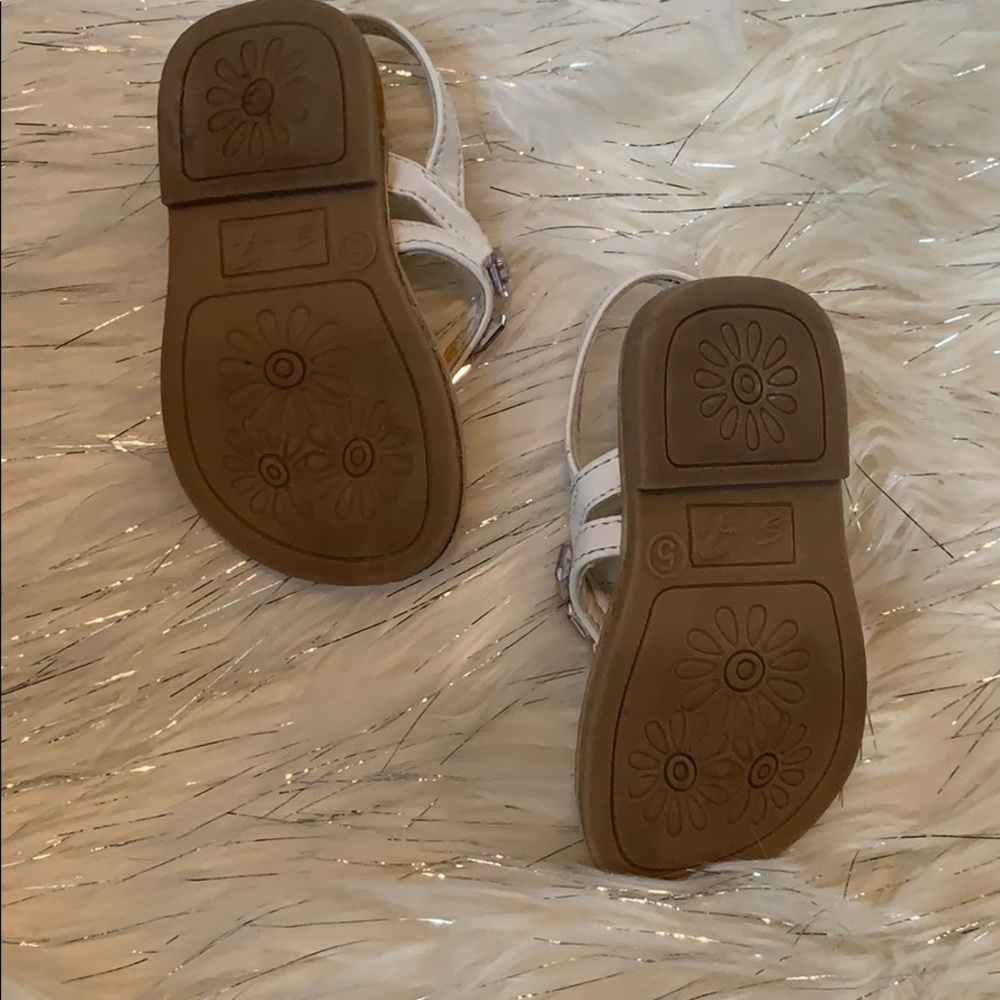 Sandals - Picture 2 of 3